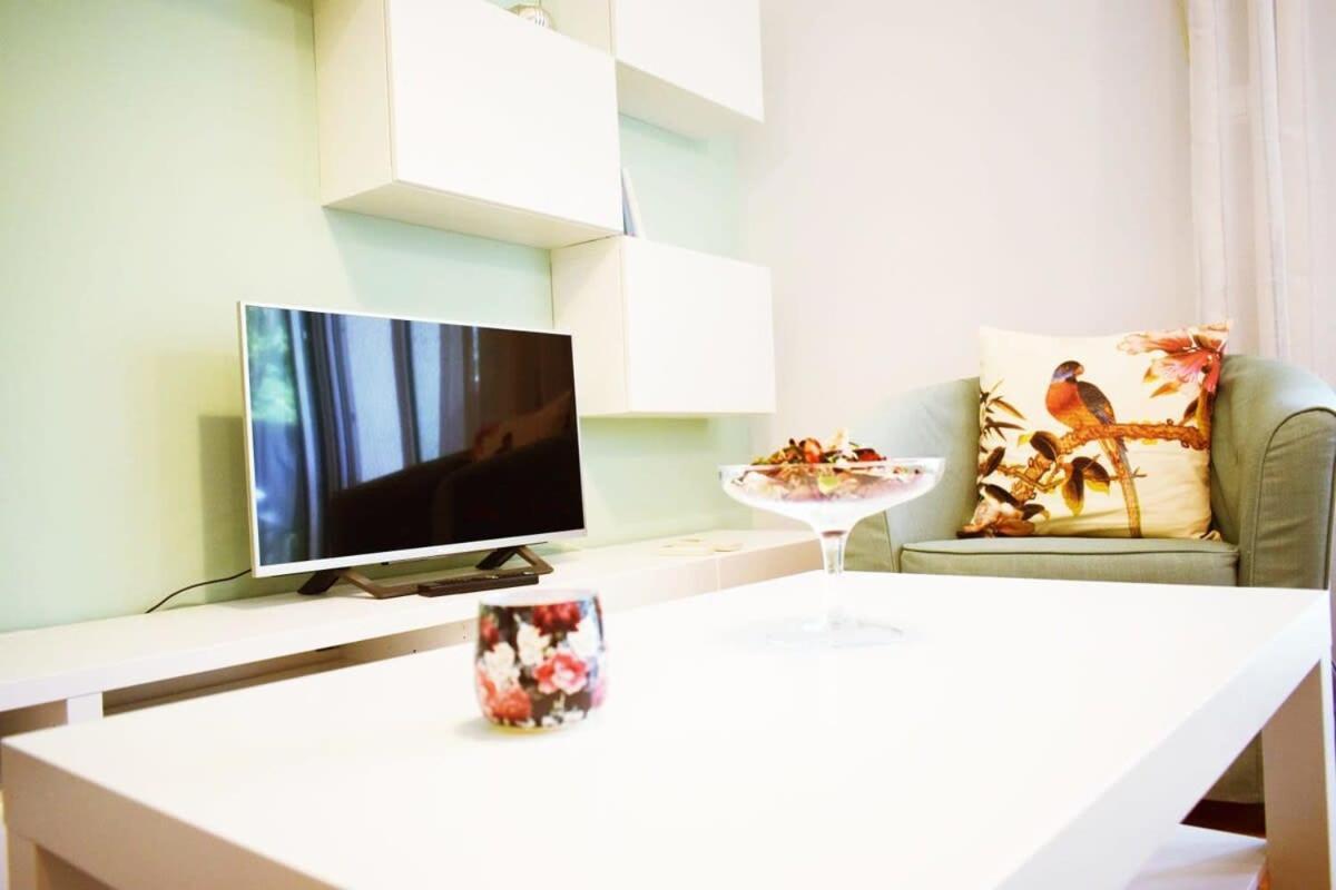 Stylish Apt In The Historic Heart Of The City Athens Exterior photo